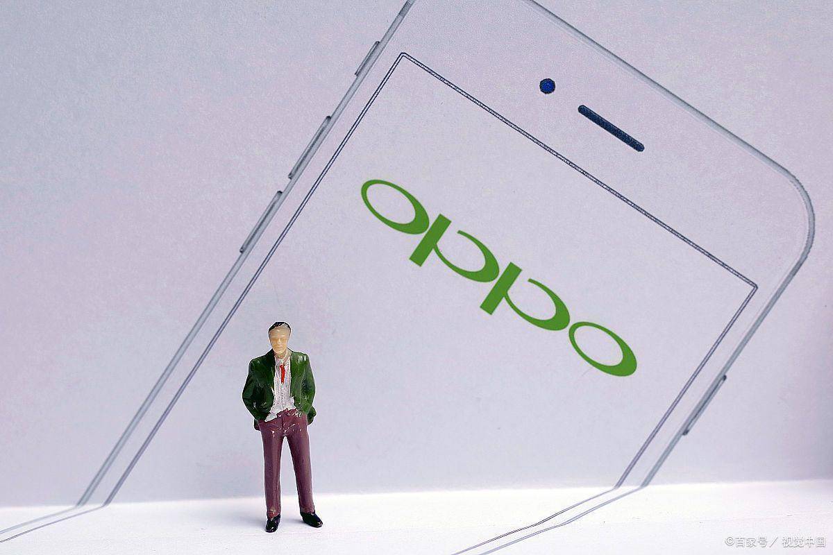 华为手机内外屏区别
:OPPO发布竖向折叠屏Find N2 Filp手机，采用内外双屏，5999元起售